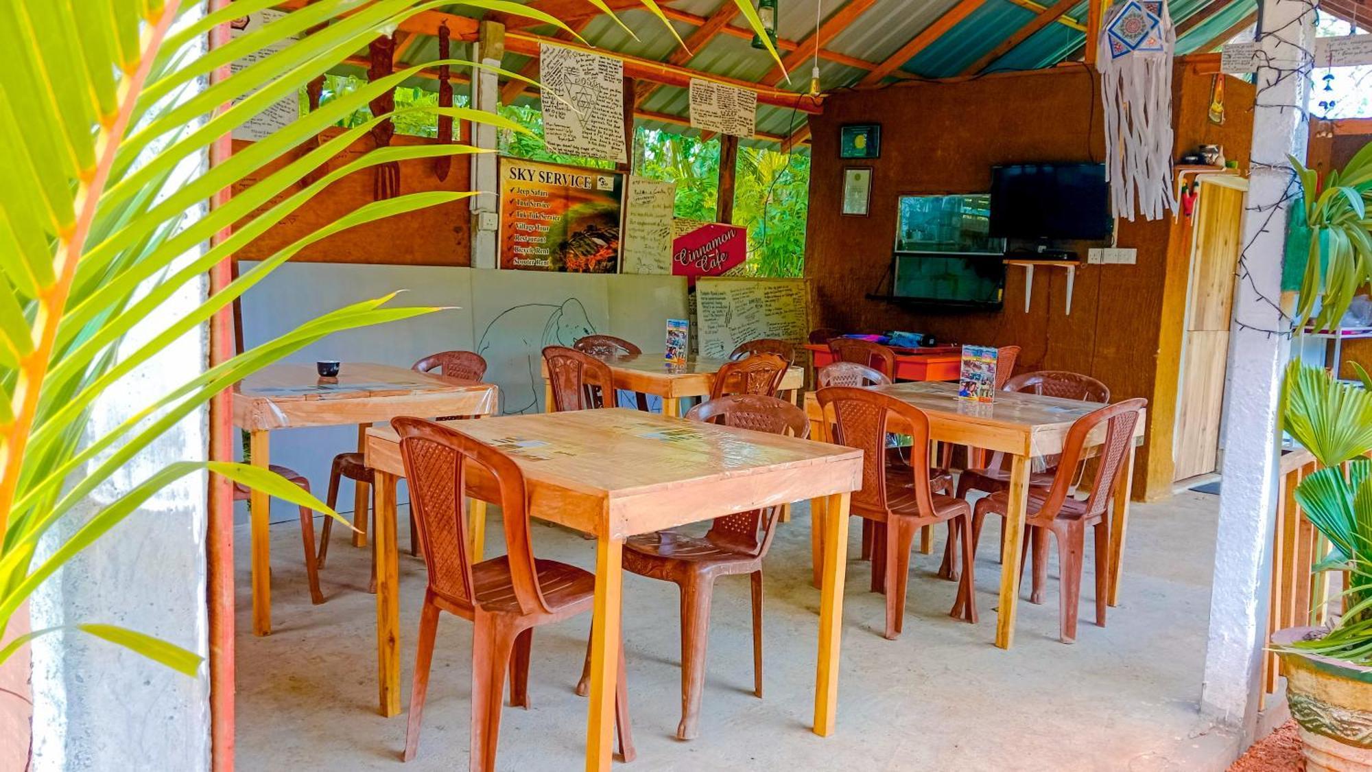 Sigiri Sky Home & Treehouse Sigiriya Bagian luar foto