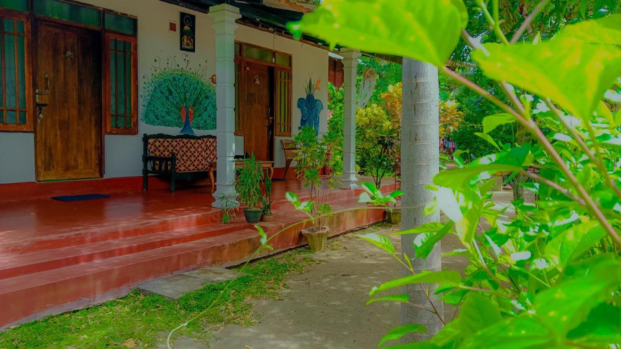 Sigiri Sky Home & Treehouse Sigiriya Bagian luar foto