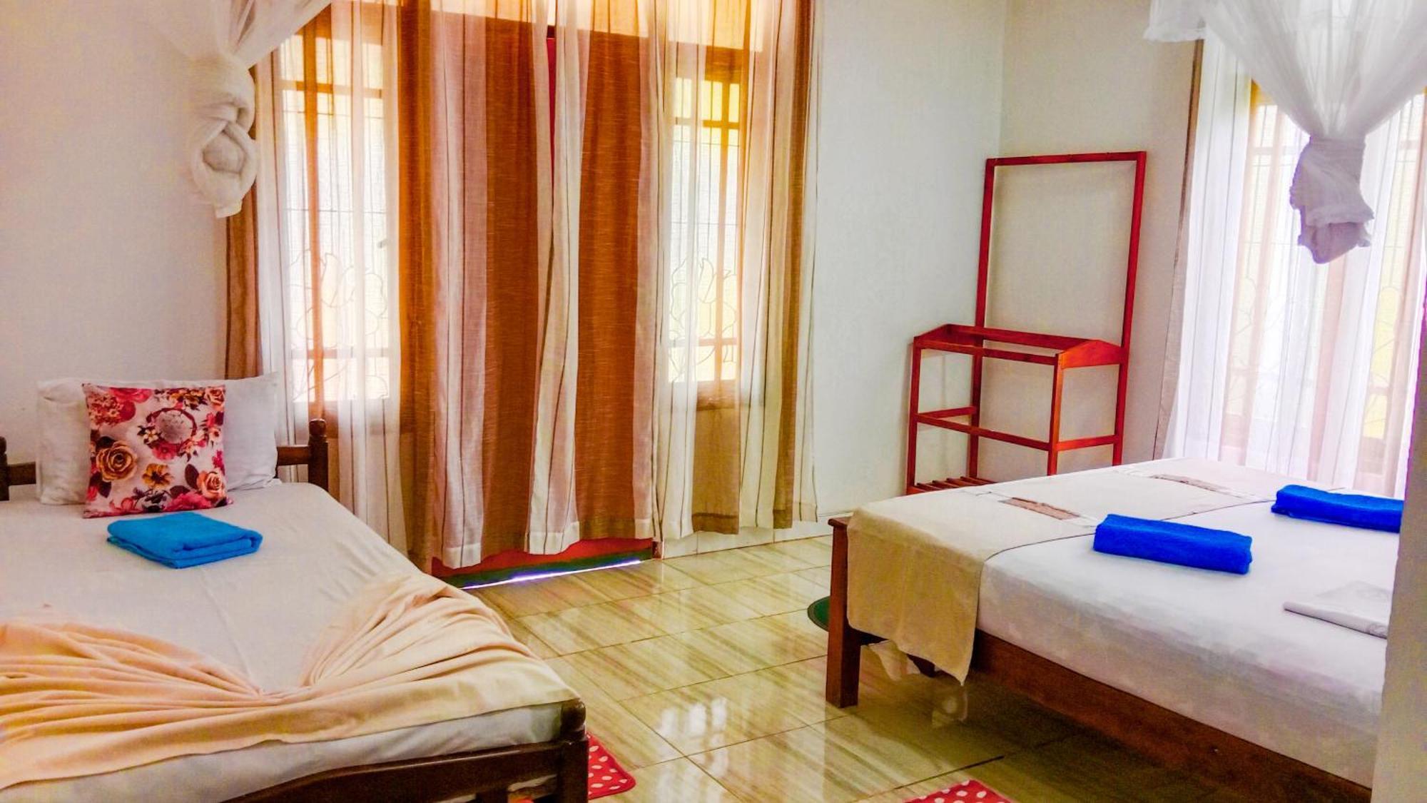 Sigiri Sky Home & Treehouse Sigiriya Bagian luar foto