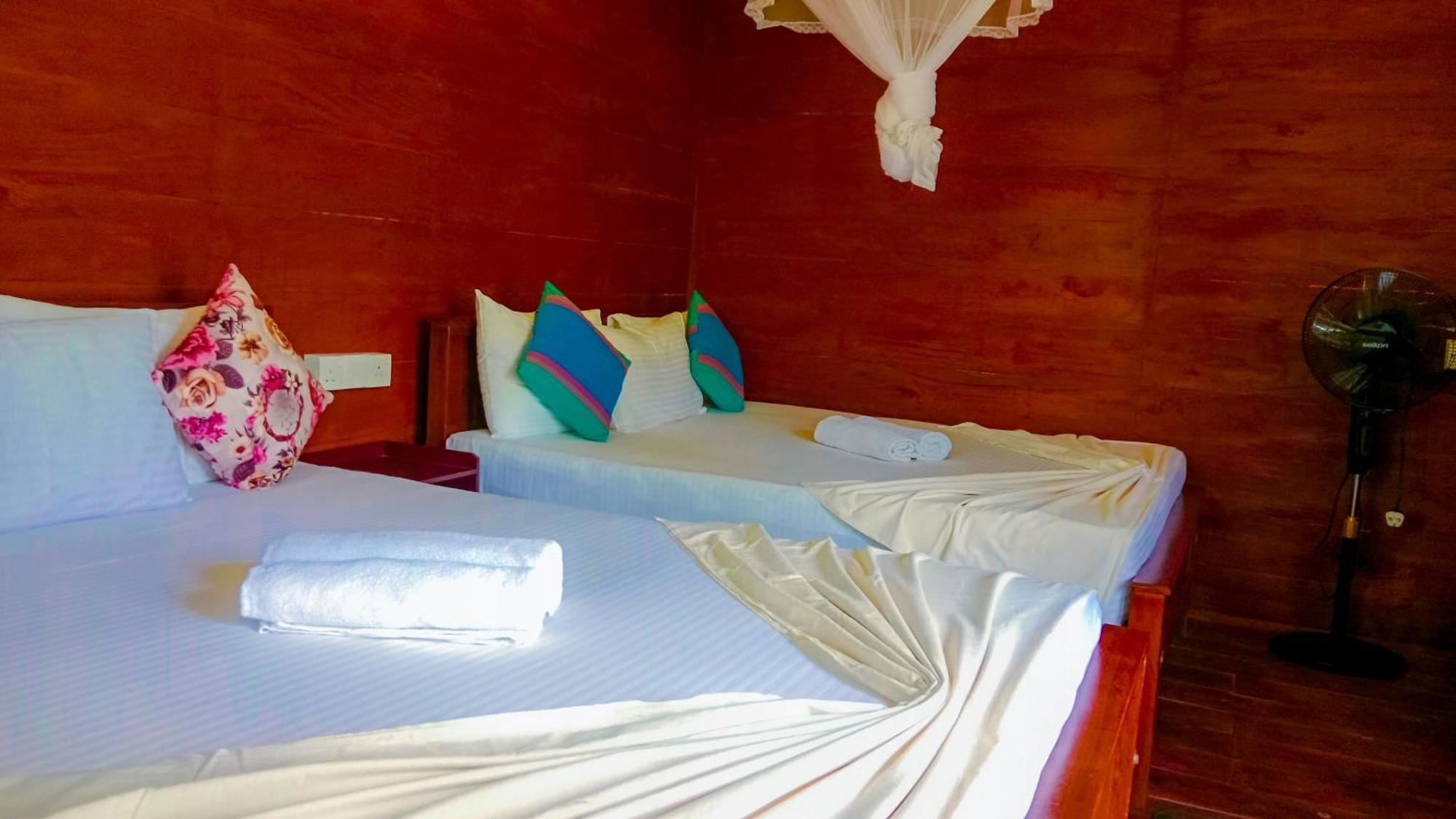 Sigiri Sky Home & Treehouse Sigiriya Bagian luar foto