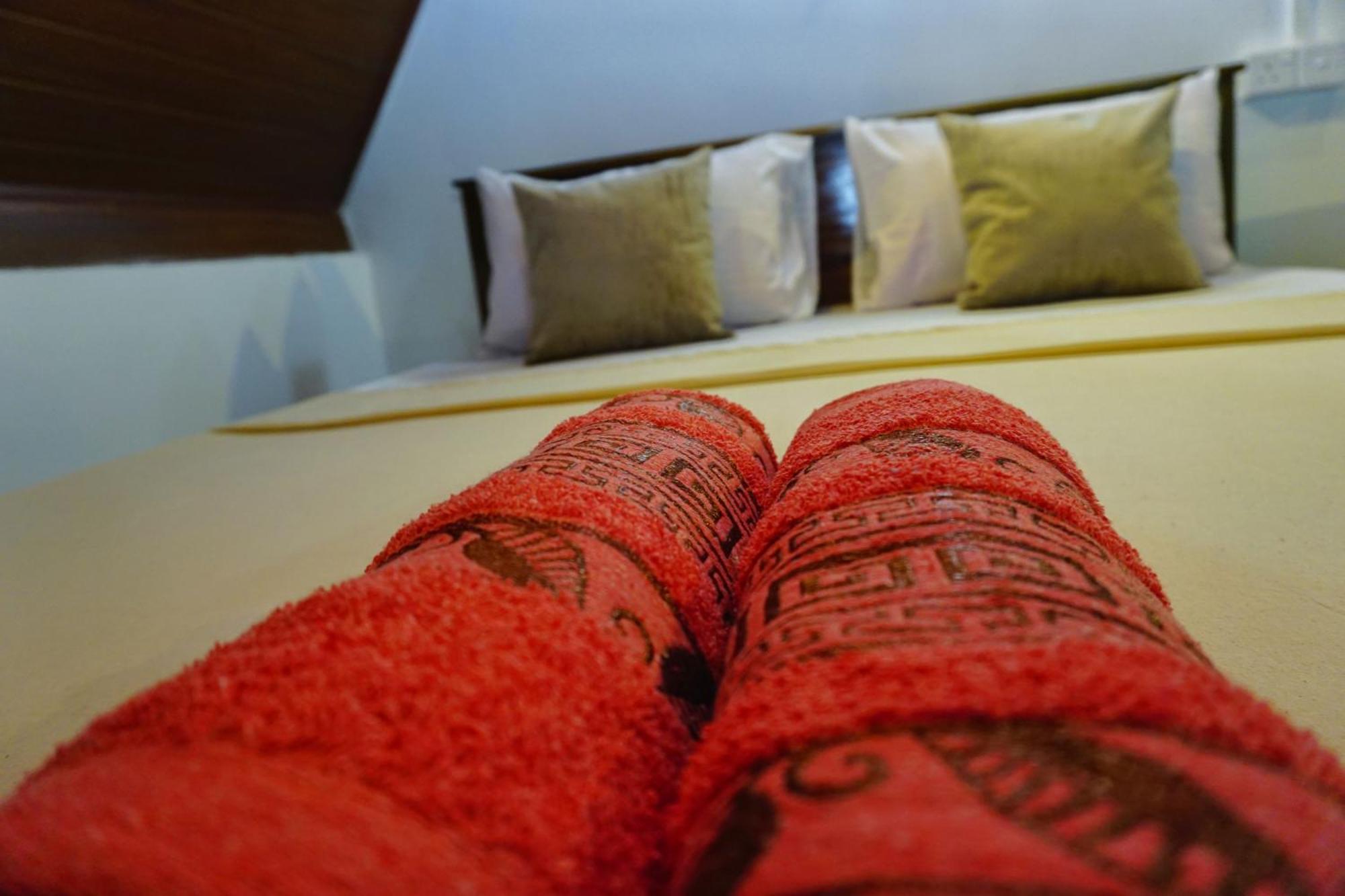 Sigiri Sky Home & Treehouse Sigiriya Bagian luar foto