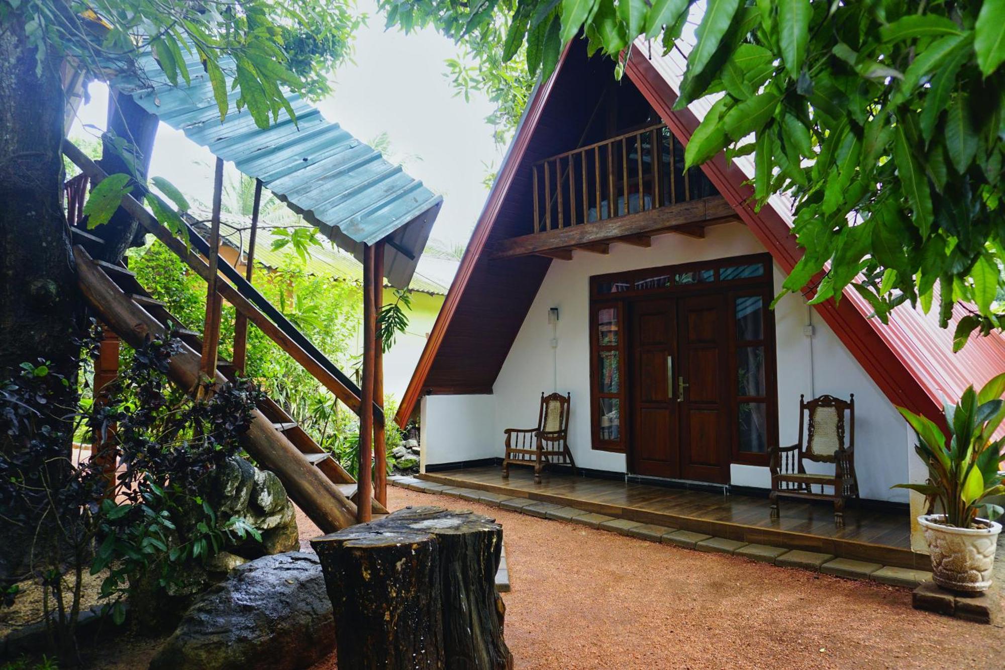 Sigiri Sky Home & Treehouse Sigiriya Bagian luar foto